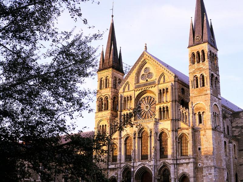 Abadía de Saint-Remi en Reims