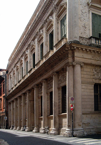 http-//upload.wikimedia.org/wikipedia/commons/thumb/d/db/Palazzo_Barbaran_Da_Porto_facciata.jpg/419px-Palazzo_Barbaran_Da_Porto_facciata.jpg