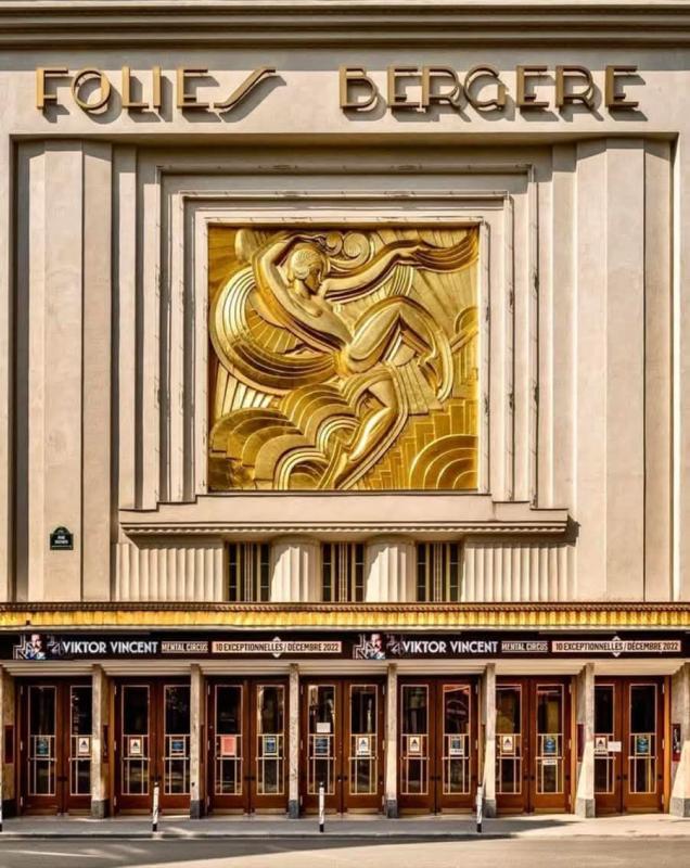 Folies Bergère