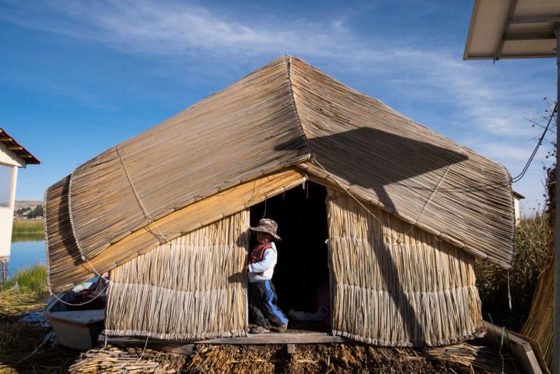 https://www.ngenespanol.com/el-mundo/las-casas-flotantes-de-los-uros-se-conservan-en-el-lago-titikaka-hoy/