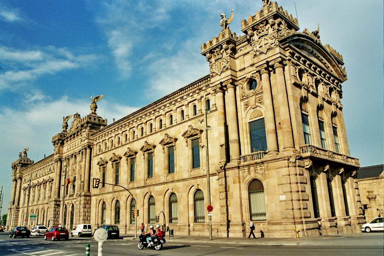  Edificio de la Aduana