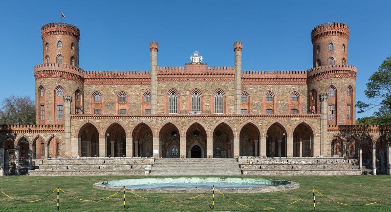 Palacio en Kamieniec Ząbkowicki