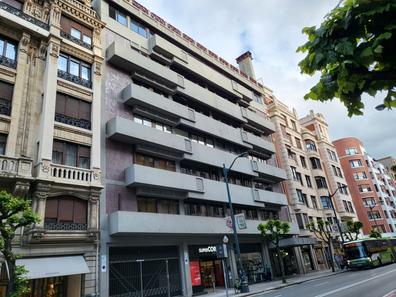 Edificio comercial de la Alameda Recalde