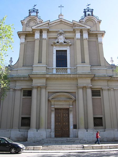 http://commons.wikimedia.org/wiki/File:Convento_san_pascual_aranjuez.jpg