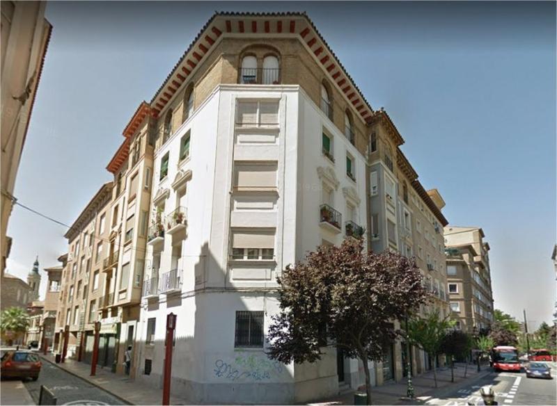 Edificio de en Zaragoza. Calle San Vicente de Paul