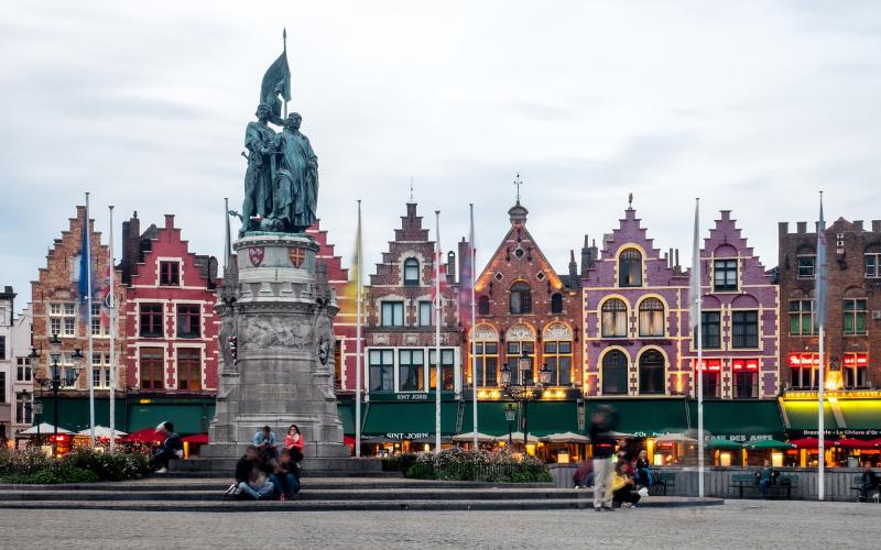Markt (Market Place) and statue of Jan Breydel and Pieter de Coninck