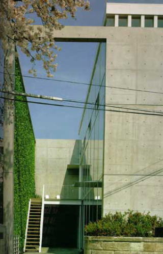 http://www.shigerubanarchitects.com/works/1994_house-for-a-dentist/index.html