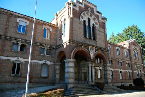 Fotografía del hospital