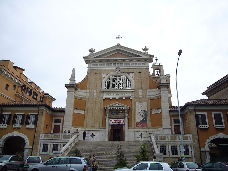 Fotografía de la fachada de la iglesia (2009)