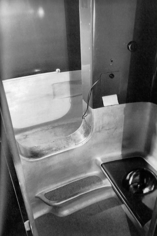 Prototipo de baño Dymaxion