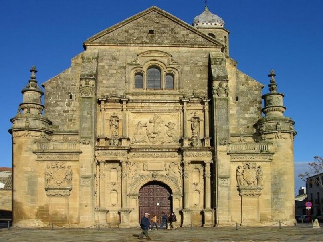 Fachada de la Iglesia