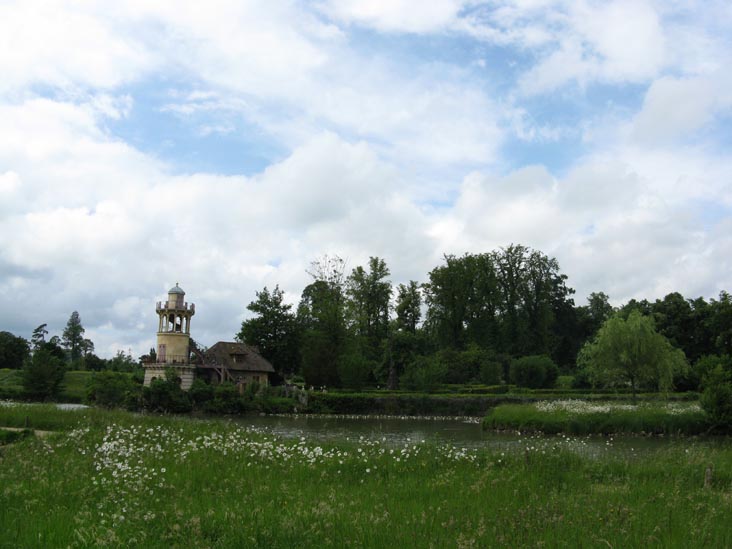 http://www.bridgeandtunnelclub.com/bigmap/outoftown/france/ile-de-france/versailles/versailles/domainedemarie-antoinette/