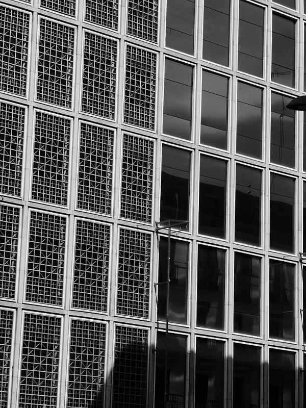 96012ca9b0581e4155b724959c9929606f89b179-jpg