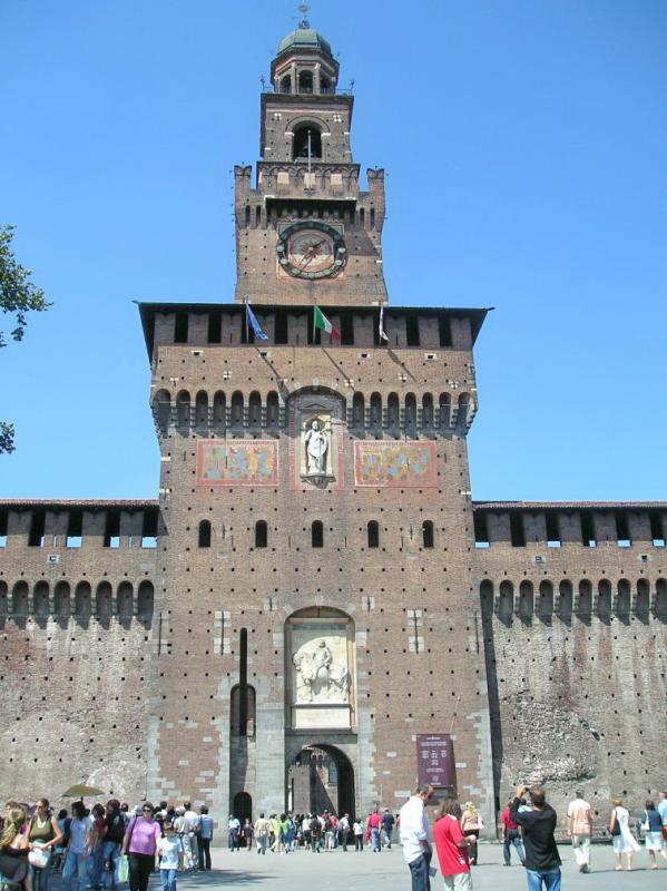 Torre castillo de los Sforza