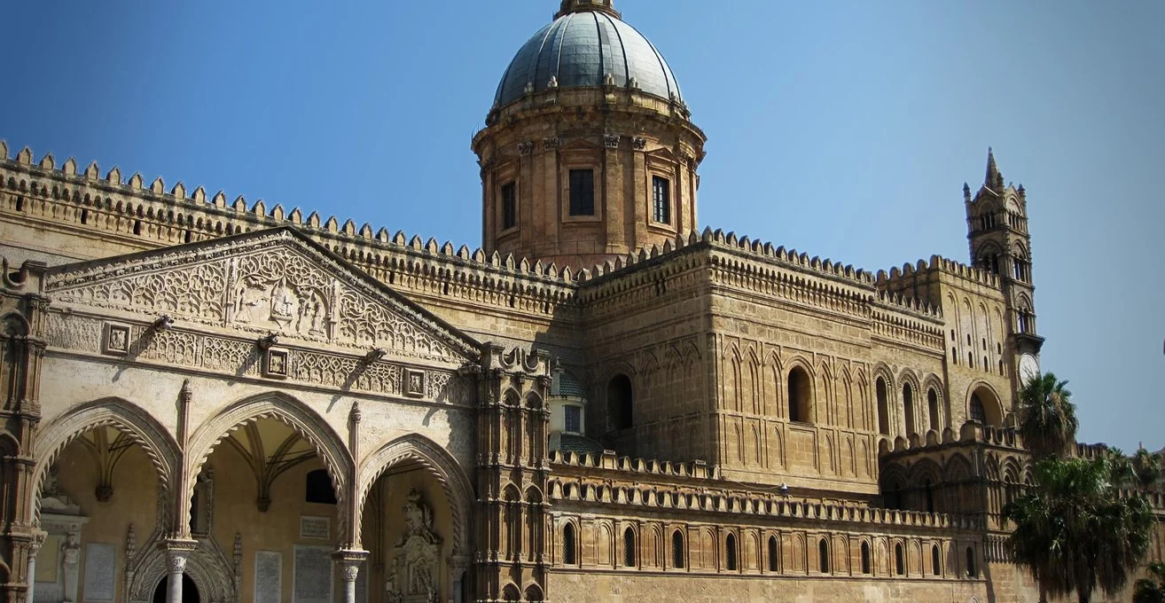 https://es.advisor.travel/poi/Capilla-palatina-de-Palermo-2223