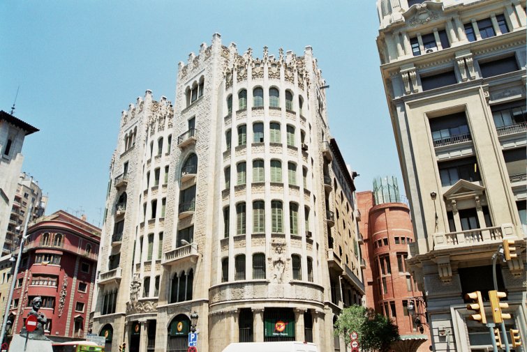 Edificio Anexo de La Caixa
