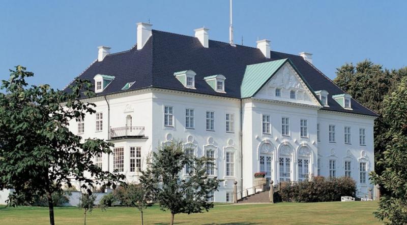 Exterior-Marselisborg slot