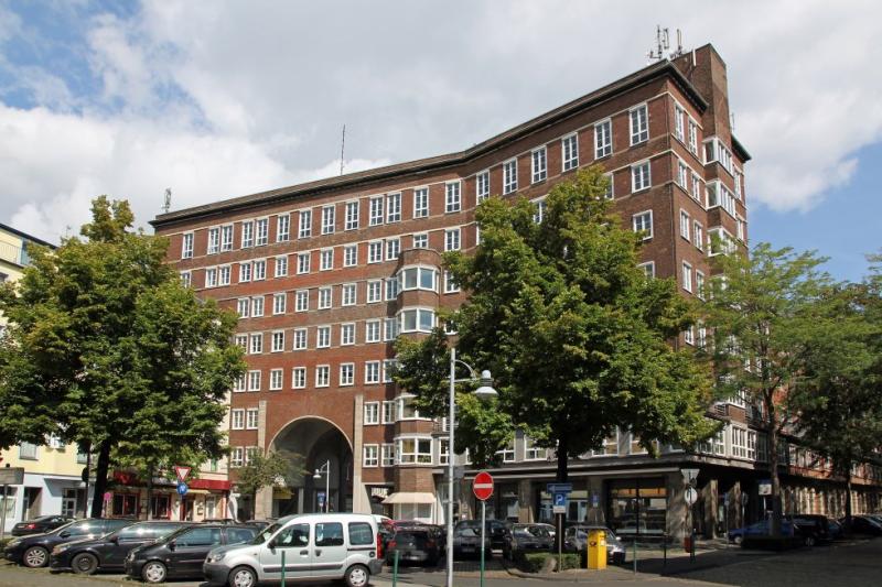 Hochhaus am Bahnhof