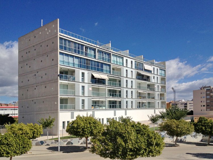 Edificio de viviendas en Villajoyosa