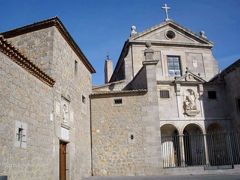 Fachada de la iglesia del convento